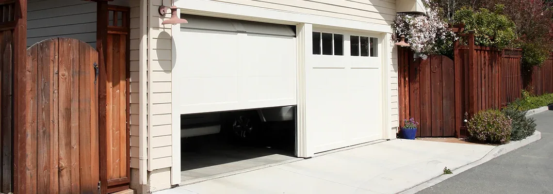 Repair Garage Door Won't Close Light Blinks in Brandon, Florida